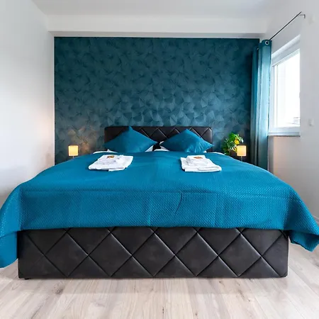 Lit Living - Luxury House - Box Spring - Parking - Exclusive Kitchen Daire Altenstadt