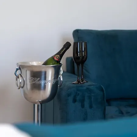 Lit Living - Luxury House - Box Spring - Parking - Exclusive Kitchen * Altenstadt