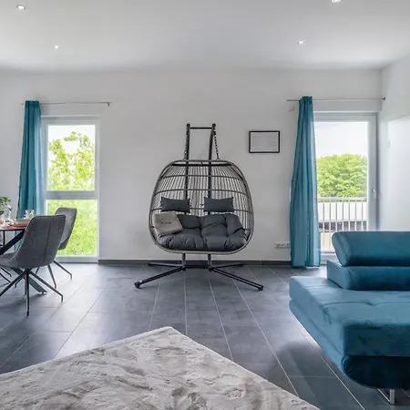 公寓 Lit Living - Luxury House - Box Spring - Parking - Exclusive Kitchen Altenstadt