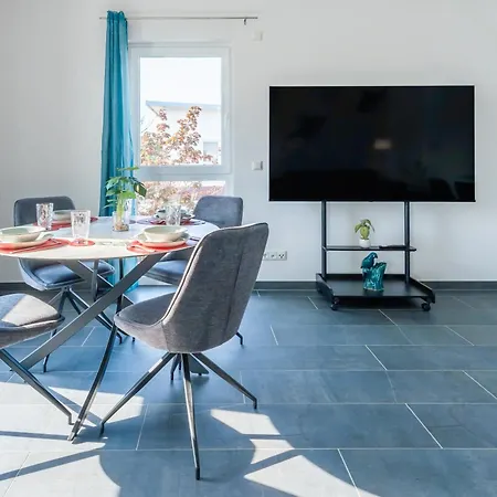 Daire Lit Living - Luxury House - Box Spring - Parking - Exclusive Kitchen *