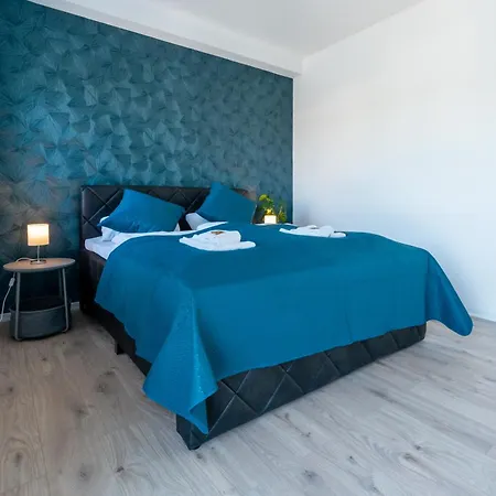 Lit Living - Luxury House - Box Spring - Parking - Exclusive Kitchen * Altenstadt