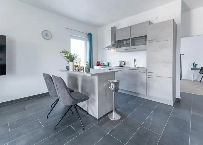 Lit Living - Luxury House - Box Spring - Parking - Exclusive Kitchen Apartmán Altenstadt