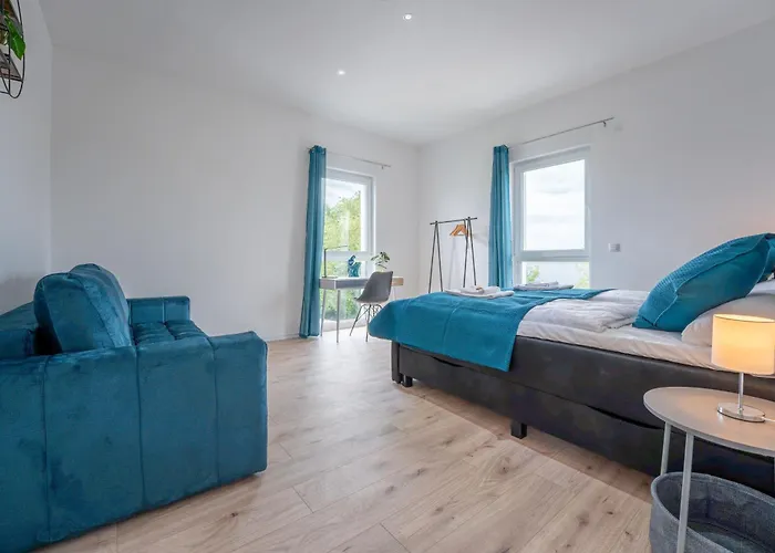 Lit Living - Luxury House - Box Spring - Parking - Exclusive Kitchen