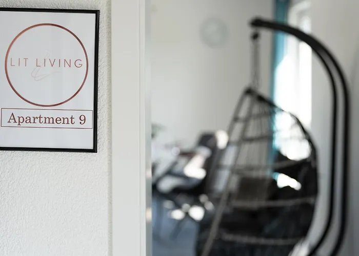 Lit Living - Luxury House - Box Spring - Parking - Exclusive Kitchen Altenstadt