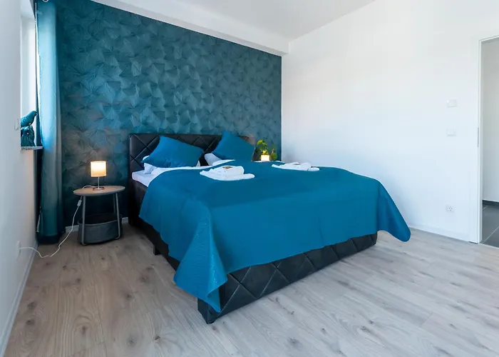 Lit Living - Luxury House - Box Spring - Parking - Exclusive Kitchen * Altenstadt