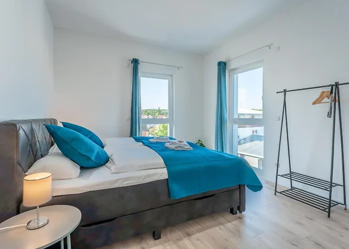 Lit Living - Luxury House - Box Spring - Parking - Exclusive Kitchen * Altenstadt